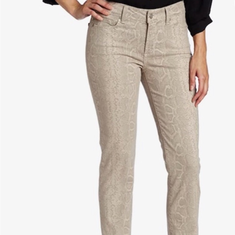 NWT NEW NYDJ Sheri Skinny Slim Jeans Stone Tan Beige Python Snake Print Women’s - Picture 2 of 8